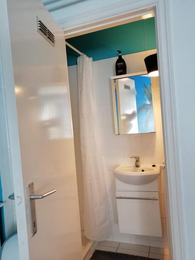 Studio 2/4P Avec Salle De Bain Prive Остенде Экстерьер фото